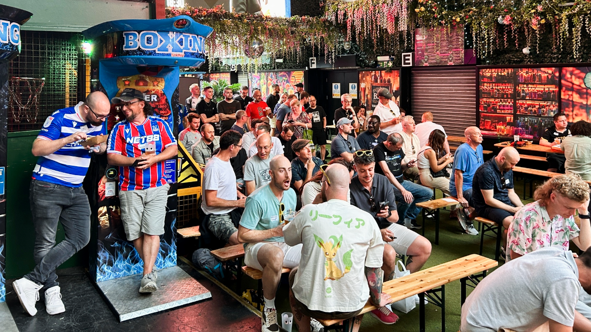 Fans assemble at Fantasty Football Fest (Richard Booth)