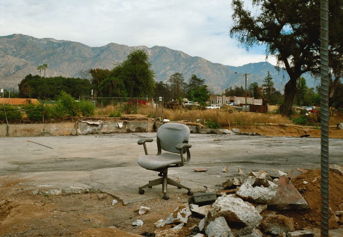 Devastation caused by the Eaton Fire In Altadena, Los Angeles (Phil Donohue)
